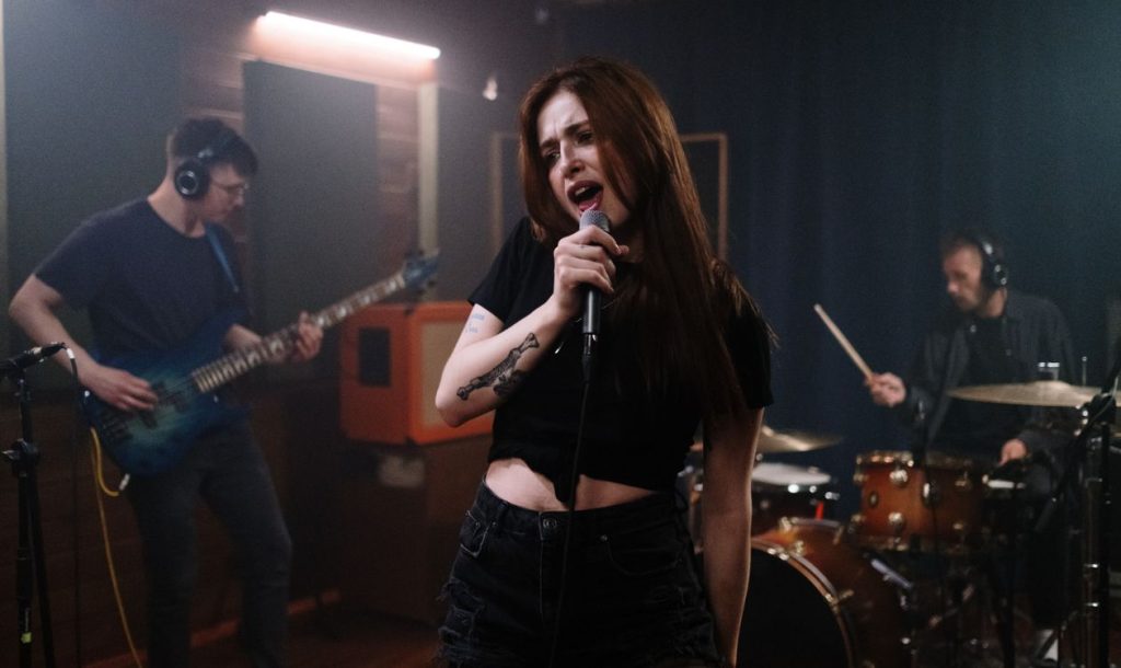Live Band là gì và phù hợp với ai?