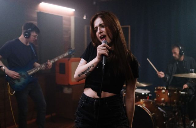 Live Band là gì và phù hợp với ai?