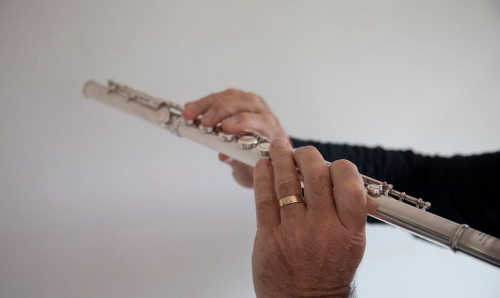Saxophone và Sáo khác nhau thế nào khi bắt đầu học?