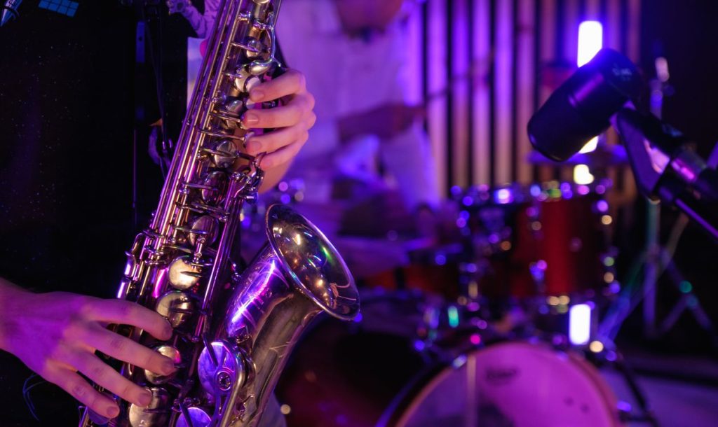 Khẩu hình Saxophone cho người mới: lỗi nào cần tránh?