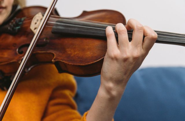 Cách luyện vĩ Violin để âm thanh đều hơn