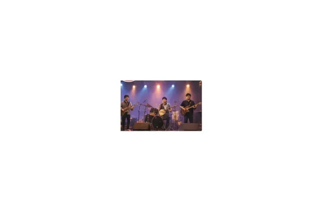 Live Band là gì và phù hợp với ai?
