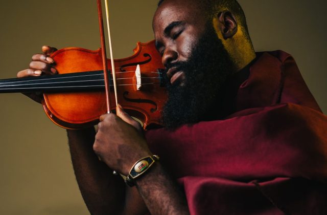 Violin có khó với người mới bắt đầu không?
