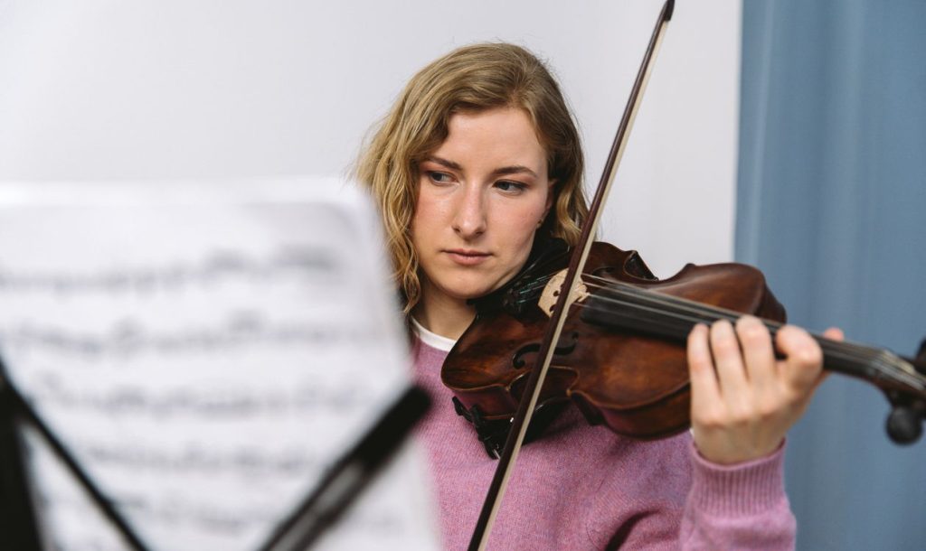 Cách luyện đúng cao độ trên Violin cho người mới